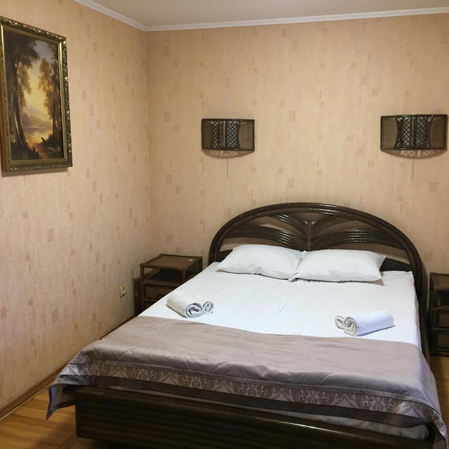 Hotel Tourist Rivne Bagian luar foto