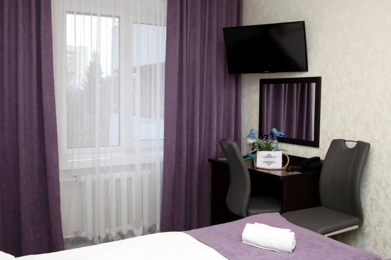Hotel Tourist Rivne Bagian luar foto