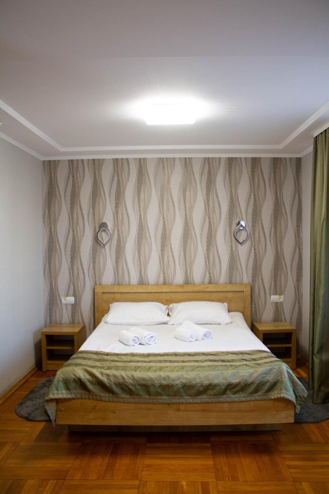 Hotel Tourist Rivne Bagian luar foto